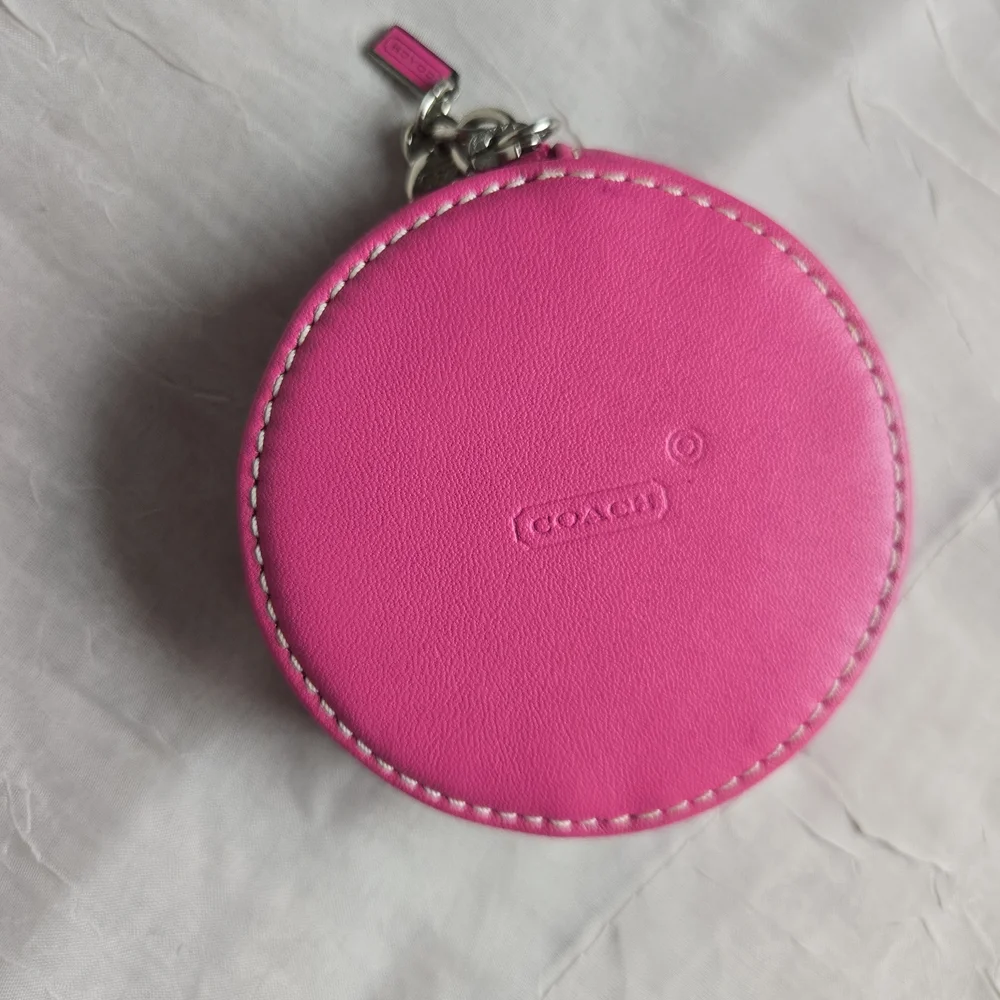 Vintage Coach Peace Symbol Coin Purse - Picture 2 of 6